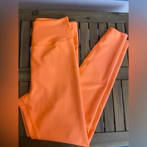 NEW W/OUT TAGS YEAR OF OURS TANGERINE LEGGING SIZE M